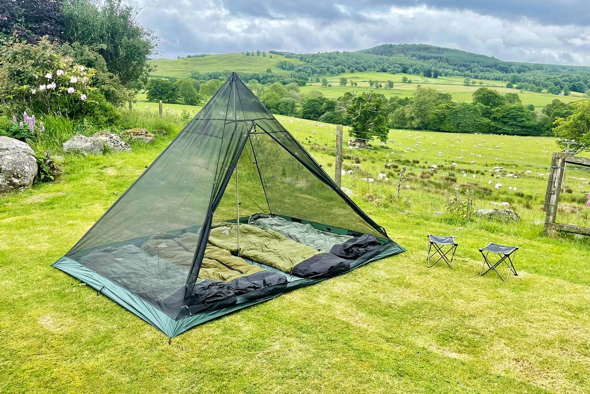 DD Super Light Pyramid Mesh Tent – Family Size